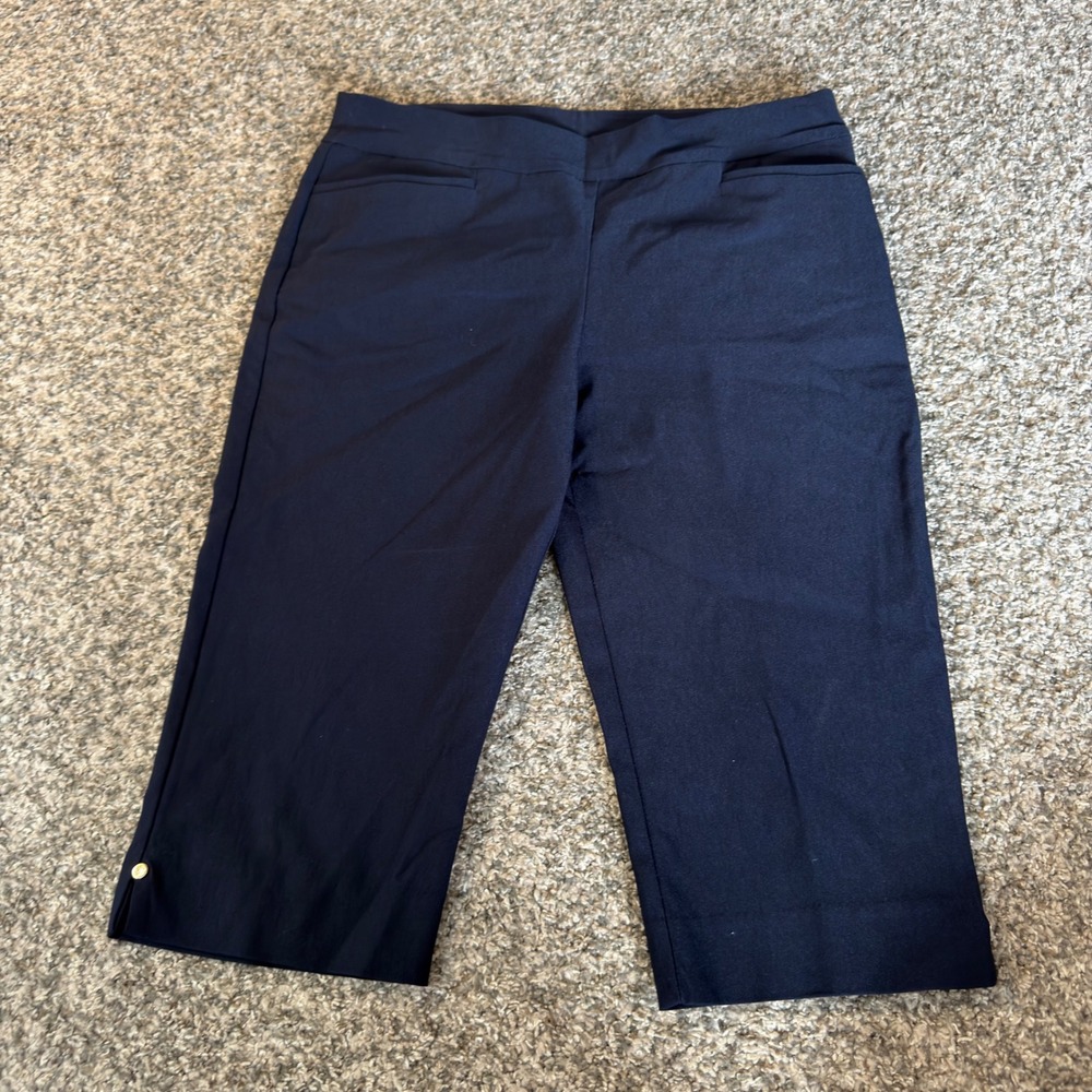 Chico's Navy Blue Pull On Cropped Pants Petite 0.5P US 6P Button Hem Stretch